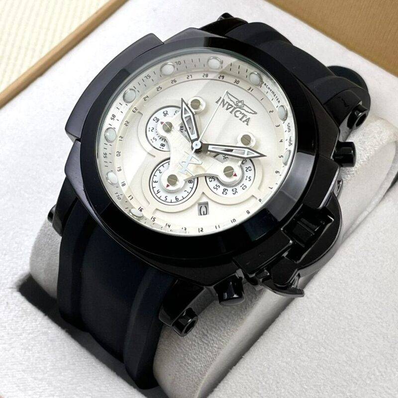 INVICTA CARVING Black & White